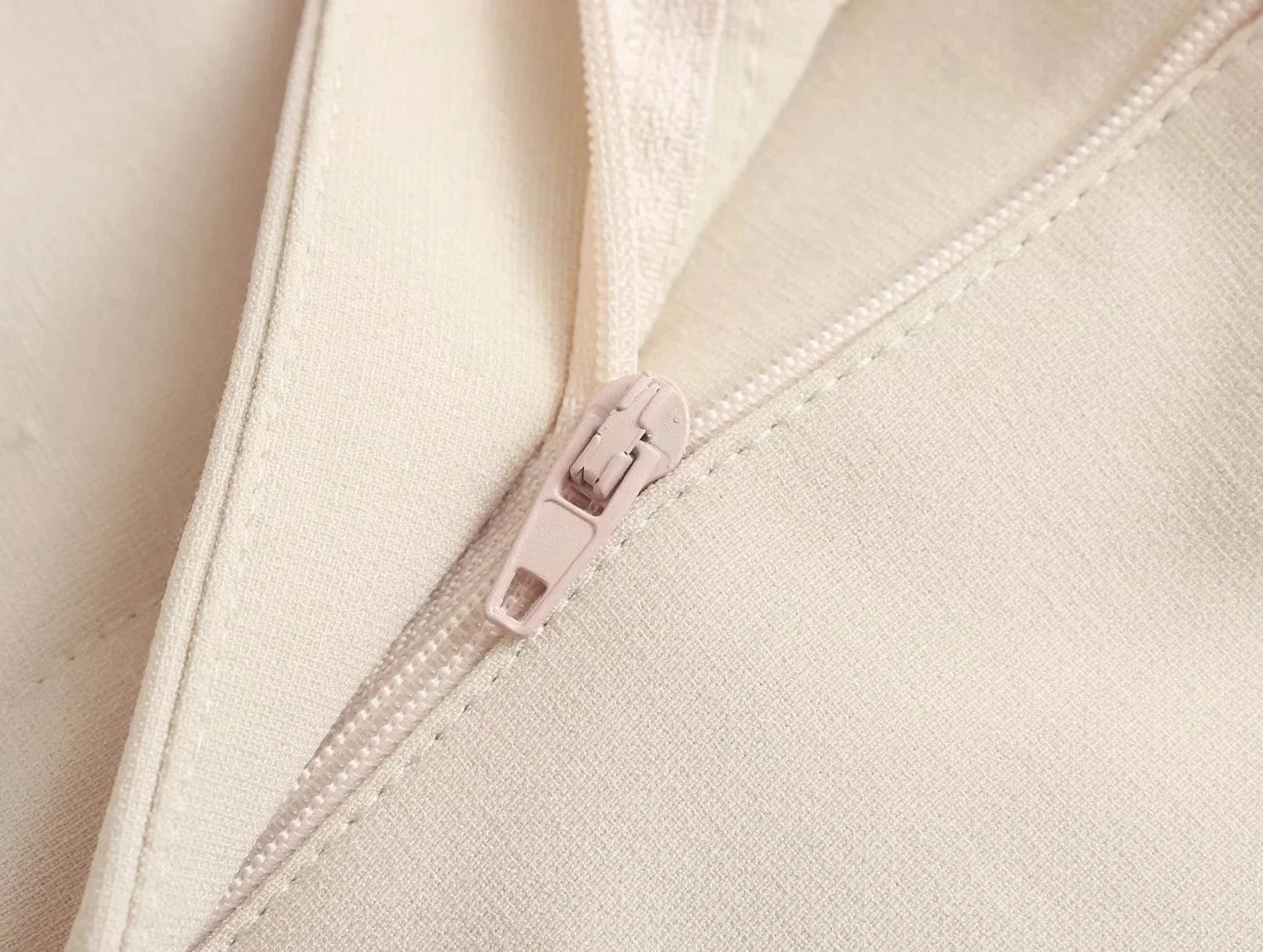 Rovioo Classy Strapless Suit