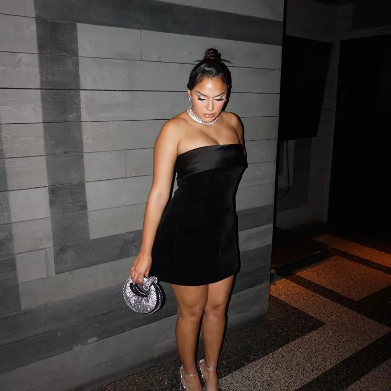 ROVIOO DGLUKE Strapless Velvet Mini Dress